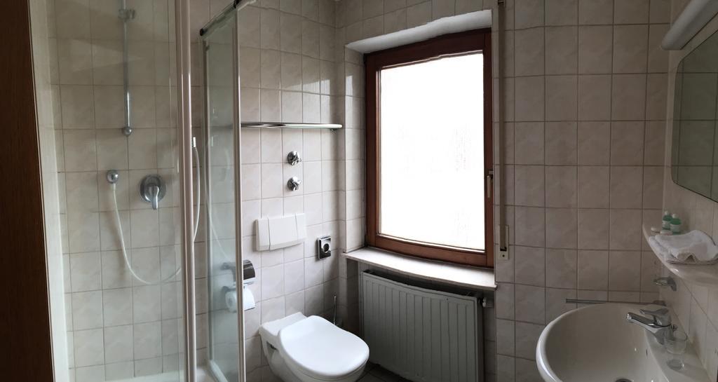 Sersheim Motels21 الغرفة الصورة